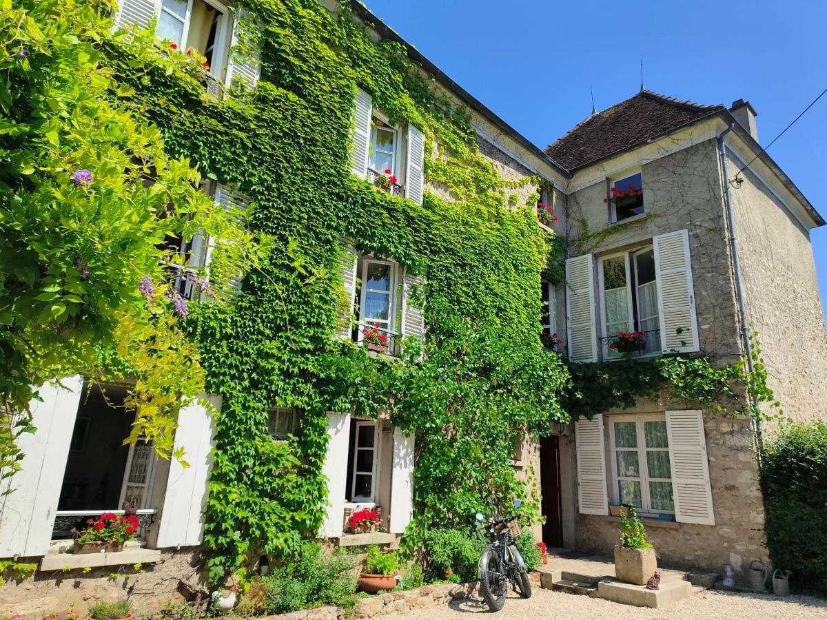 Bed and Breakfast Le Grand Barrois à Crécy-la-Chapelle Extérieur photo